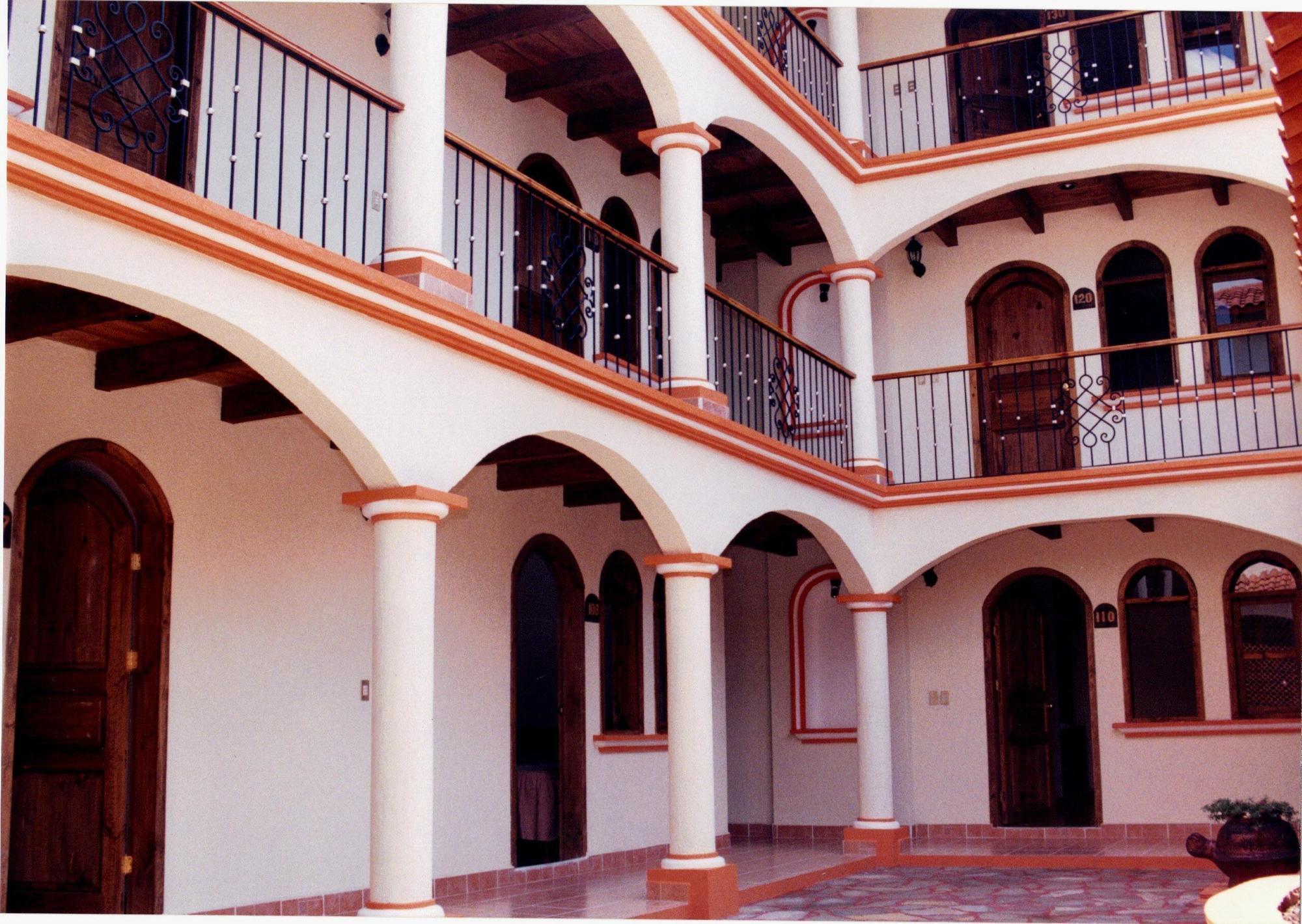 Hotel Villa Real II San Cristobal de las Casas Exterior photo